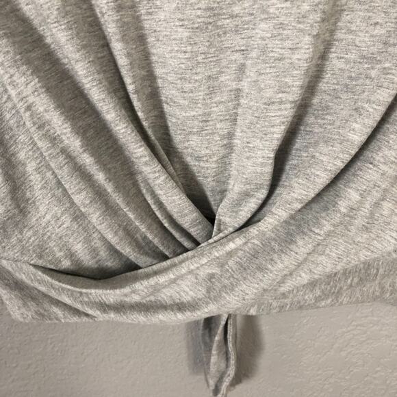 Frayed Jeans Women's Large Romi Twist Front Top - Picture 3 of 8